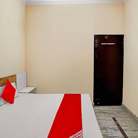 Hotel O 81617 The Pacific Hotel Ghaziabad Extérieur photo