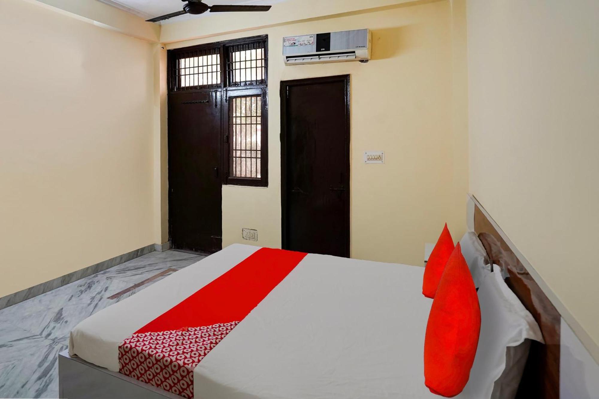 Hotel O 81617 The Pacific Hotel Ghaziabad Extérieur photo
