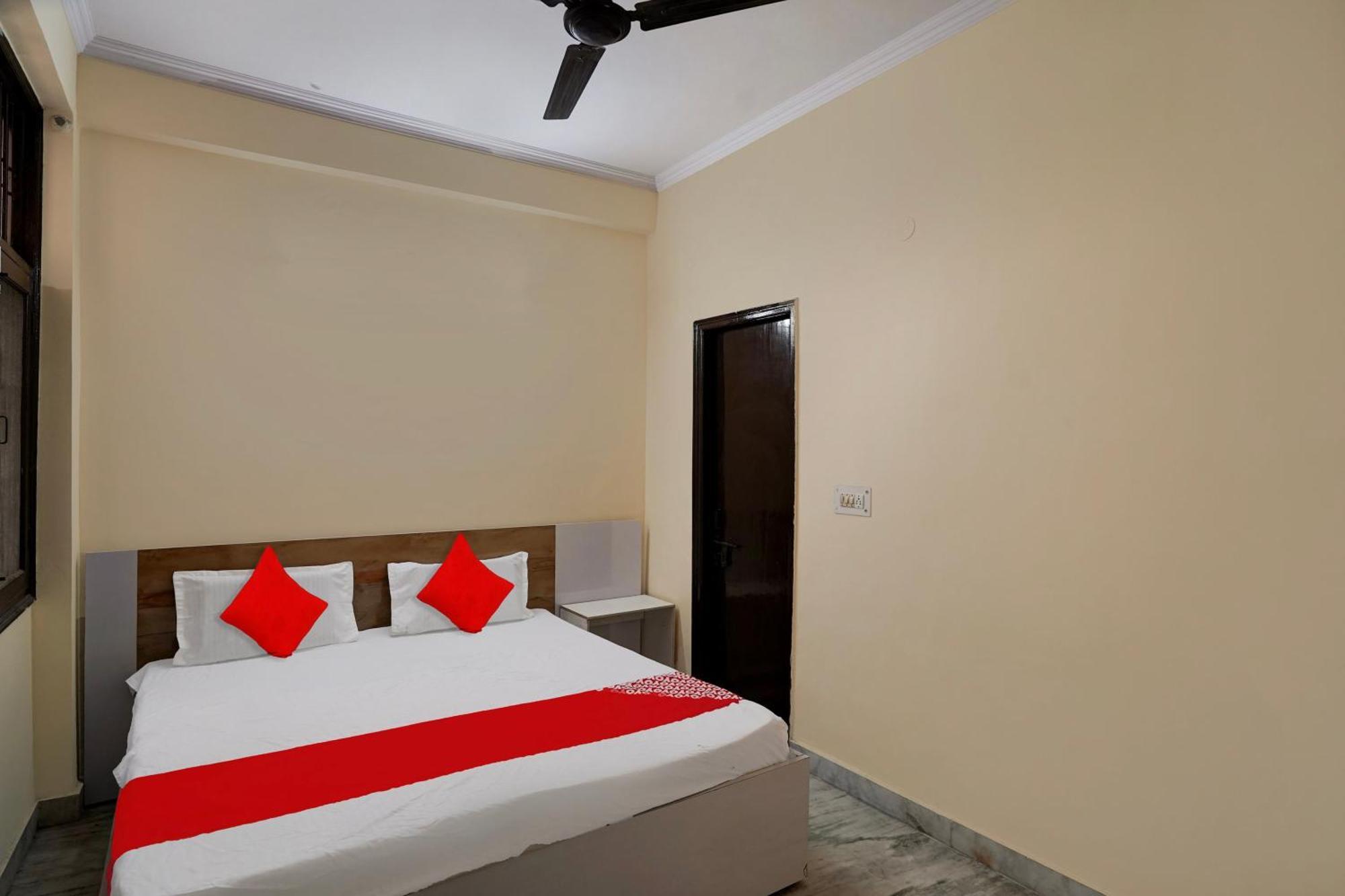 Hotel O 81617 The Pacific Hotel Ghaziabad Extérieur photo
